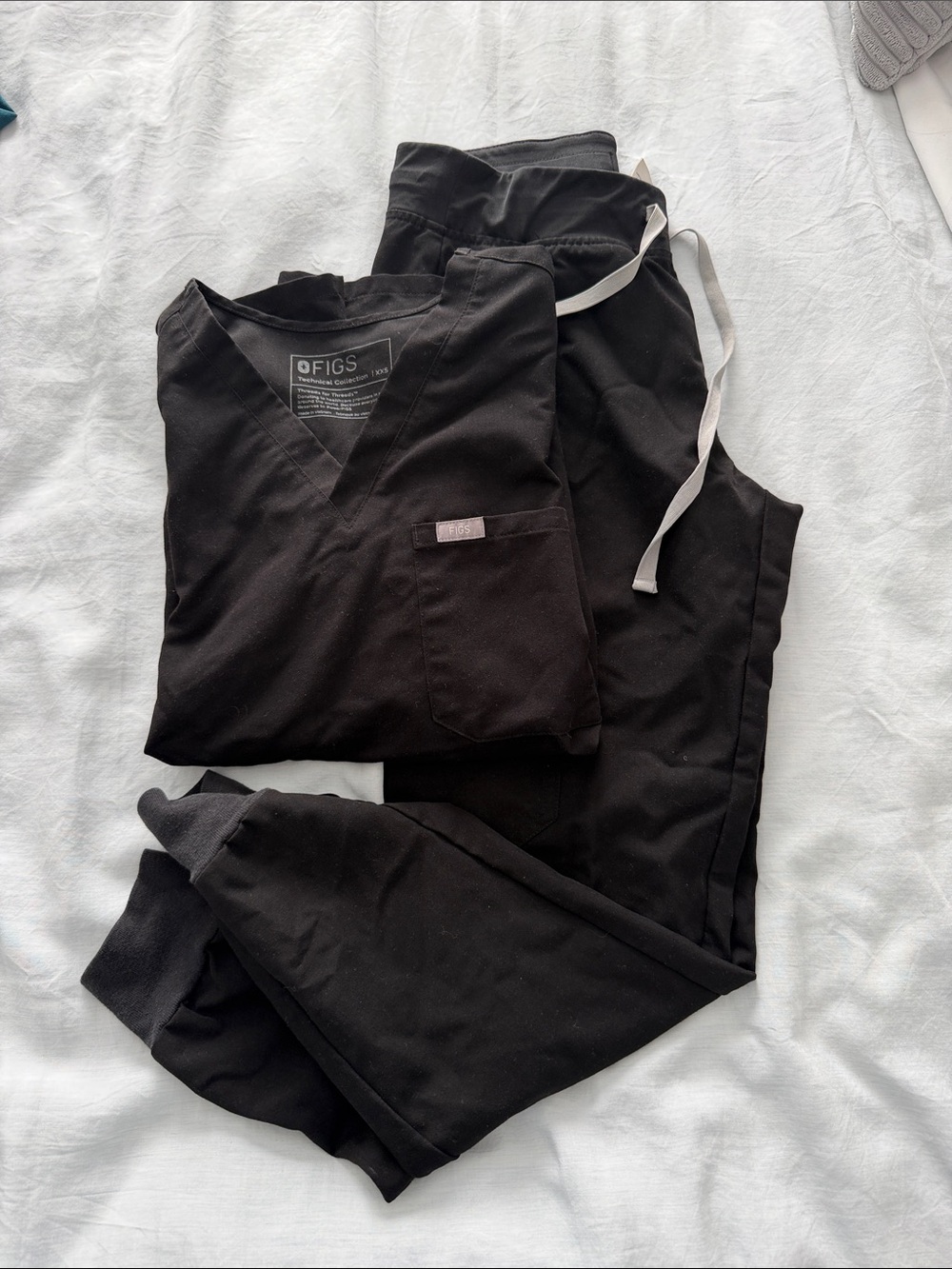 Figs Women's Black Scrub Top and Drawstring Jogger Pants